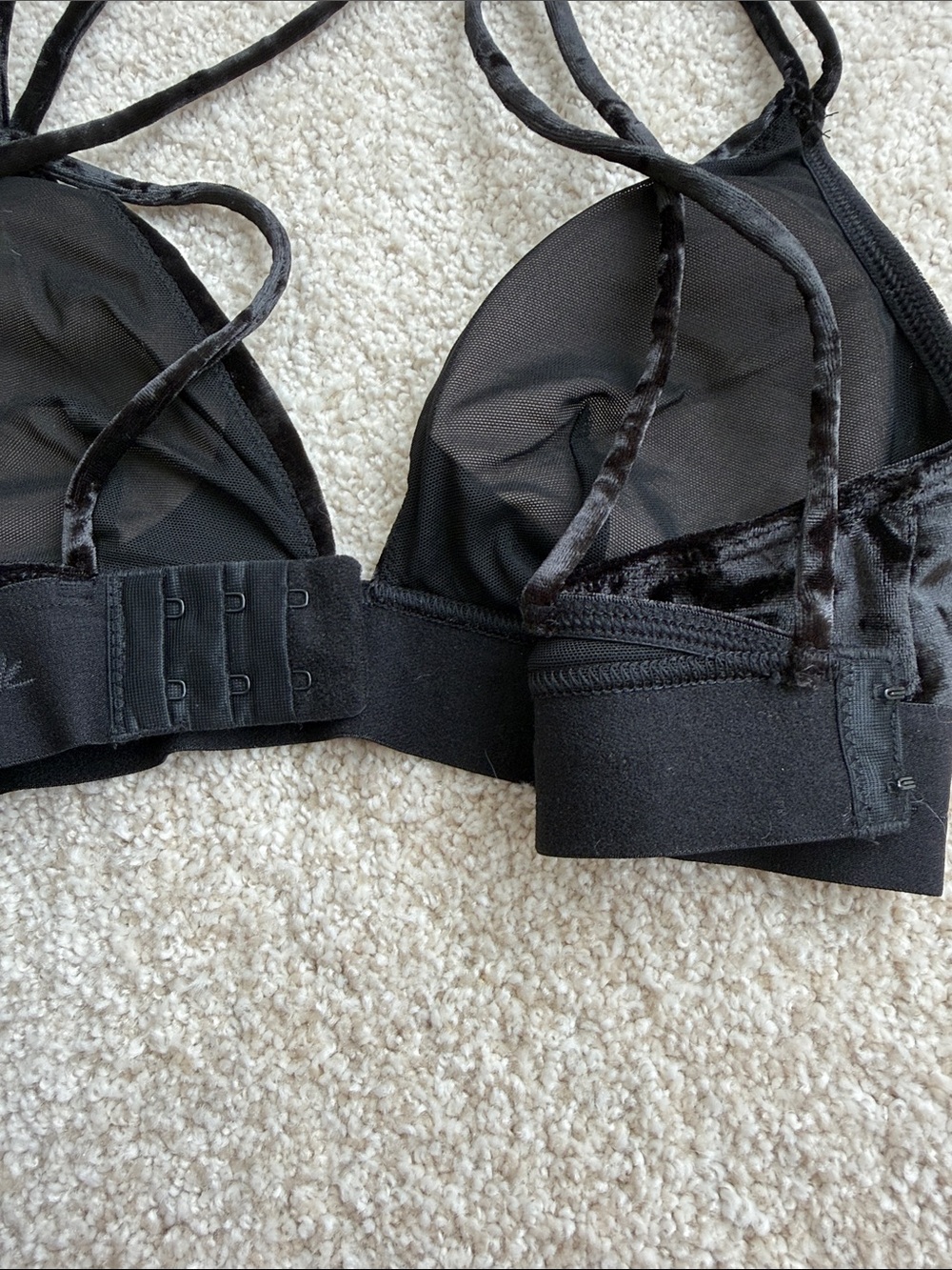 PINK Victoria's Secret Black Velvet Strappy Bralette - Picture 4 of 5